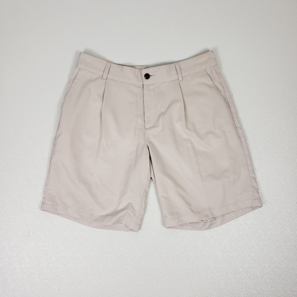 Adidas ClimaLite Beige Golf Shorts Size 36